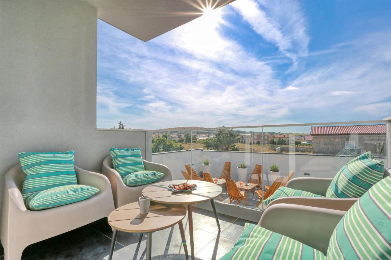 Luxury Apartments Hills Vir Dış mekan fotoğraf