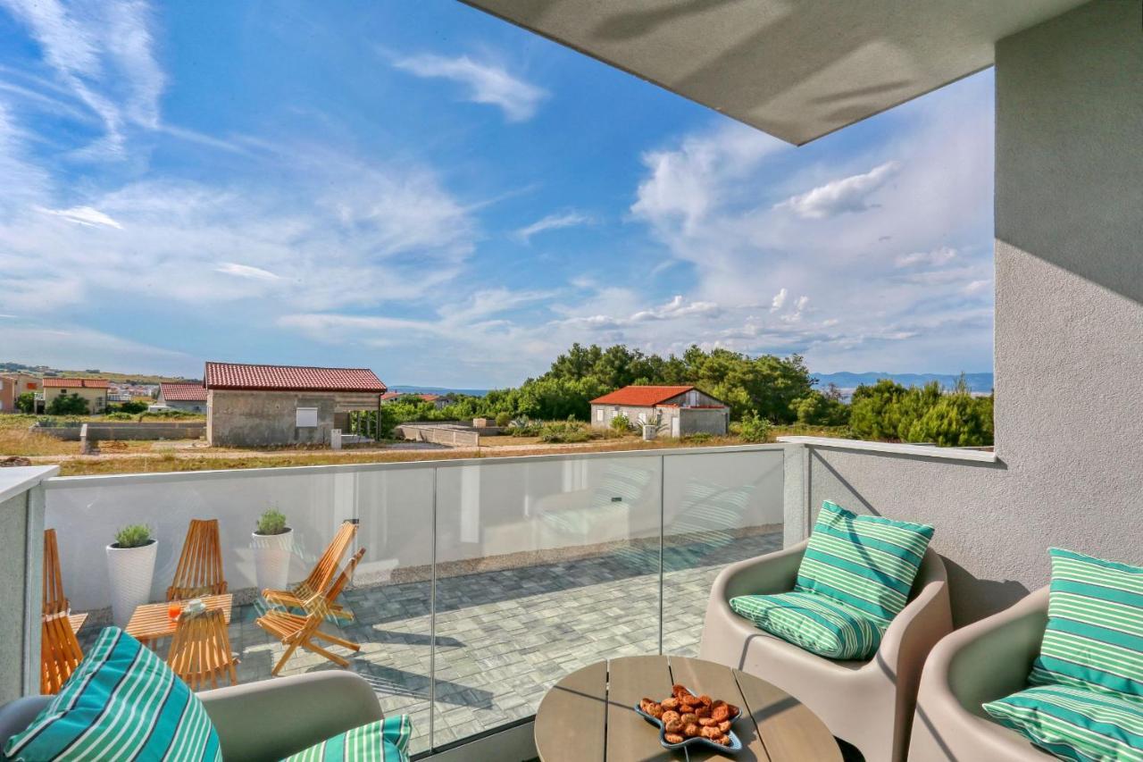 Luxury Apartments Hills Vir Dış mekan fotoğraf